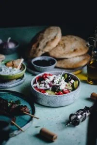 Greek Salad Recipe- Χωριάτικη Σαλάτα Σύνταγή